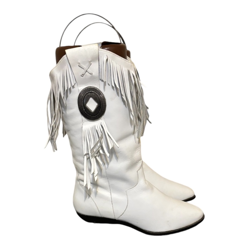 Size 8.5 Vintage mid calf Snow White genuine leather women pull on cowboy boots.